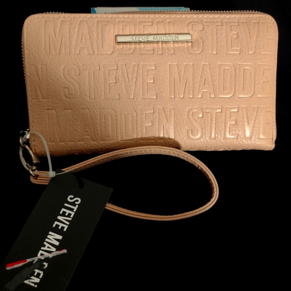 Steve Madden Handbags - Womens Wallet